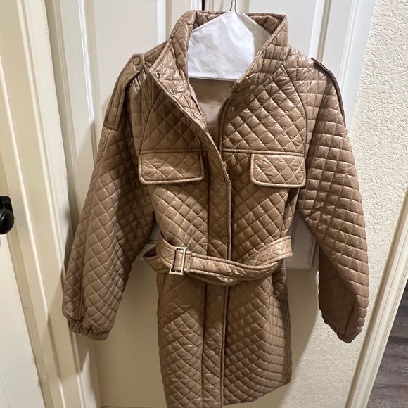 Coat - Picture 3 of 4